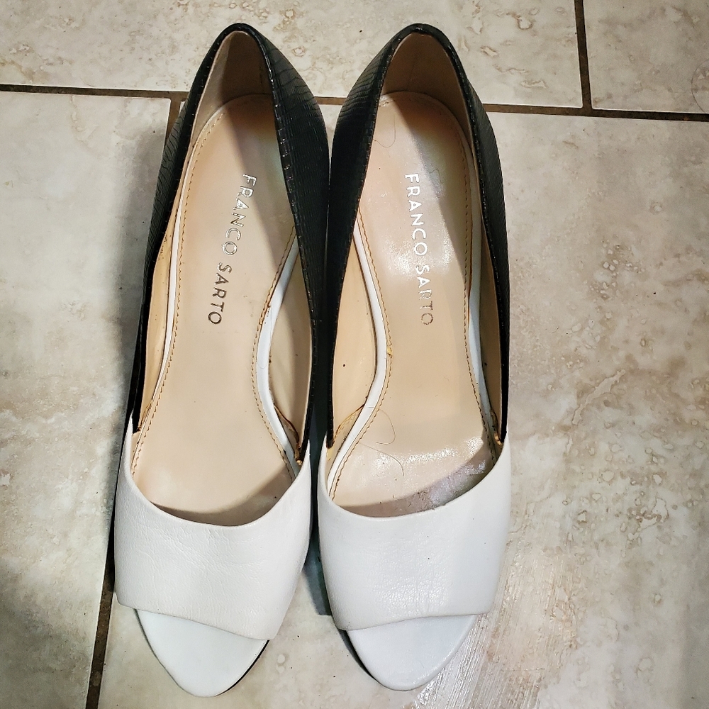 Like New Franco Sarto Leather Open Toe Pumps 7.5